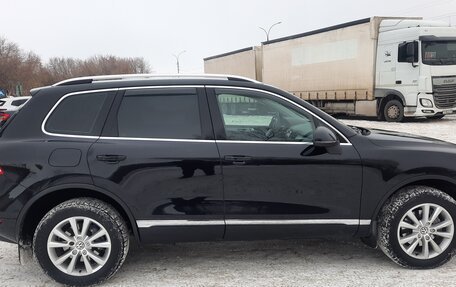 Volkswagen Touareg III, 2012 год, 2 395 000 рублей, 11 фотография