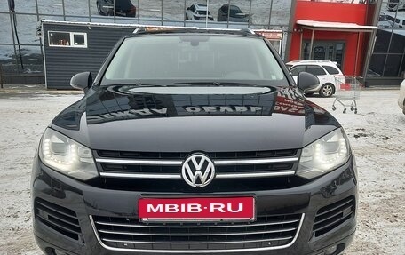 Volkswagen Touareg III, 2012 год, 2 395 000 рублей, 13 фотография
