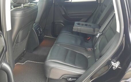 Volkswagen Touareg III, 2012 год, 2 395 000 рублей, 22 фотография