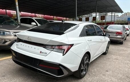 Hyundai Elantra, 2023 год, 1 680 000 рублей, 6 фотография