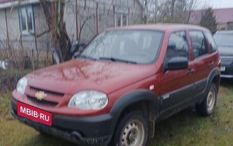 Chevrolet Niva I рестайлинг, 2012 год, 450 000 рублей, 3 фотография