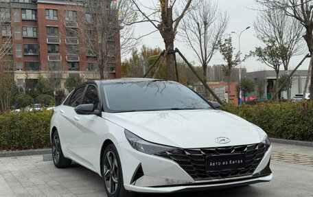Hyundai Elantra, 2022 год, 1 690 000 рублей, 3 фотография