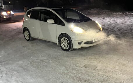 Honda Fit III, 2010 год, 800 000 рублей, 3 фотография