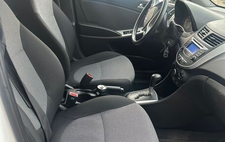 Hyundai Solaris II рестайлинг, 2013 год, 670 000 рублей, 8 фотография