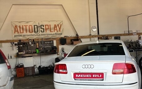 Audi A8, 2005 год, 620 000 рублей, 14 фотография