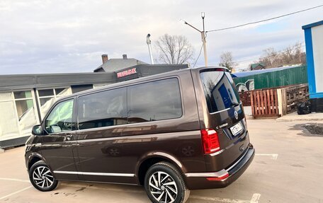 Volkswagen Caravelle T6 рестайлинг, 2018 год, 4 500 000 рублей, 8 фотография