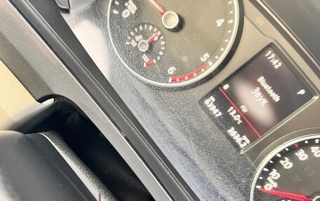 Volkswagen Caravelle T6 рестайлинг, 2018 год, 4 500 000 рублей, 14 фотография