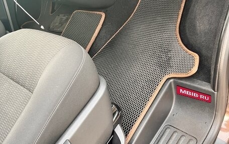 Volkswagen Caravelle T6 рестайлинг, 2018 год, 4 500 000 рублей, 23 фотография