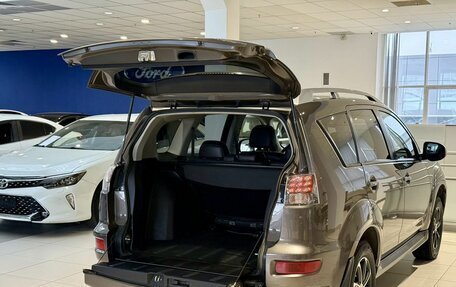 Mitsubishi Outlander III рестайлинг 3, 2010 год, 1 325 000 рублей, 12 фотография