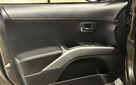 Mitsubishi Outlander III рестайлинг 3, 2010 год, 1 325 000 рублей, 18 фотография