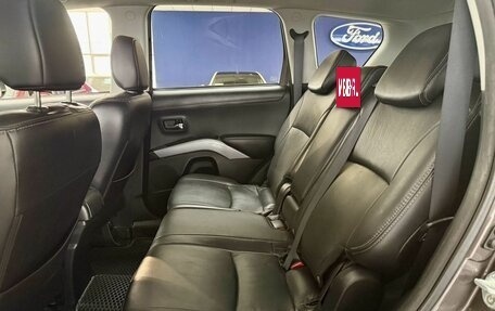 Mitsubishi Outlander III рестайлинг 3, 2010 год, 1 325 000 рублей, 17 фотография