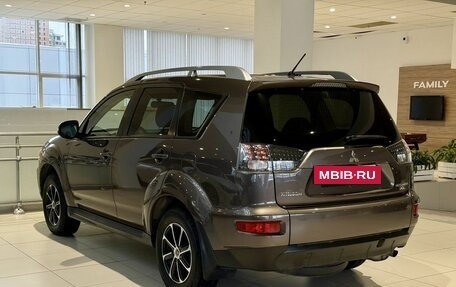 Mitsubishi Outlander III рестайлинг 3, 2010 год, 1 325 000 рублей, 9 фотография