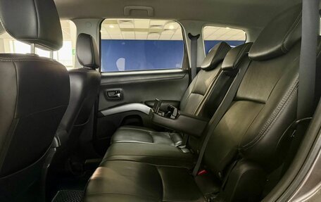 Mitsubishi Outlander III рестайлинг 3, 2010 год, 1 325 000 рублей, 22 фотография