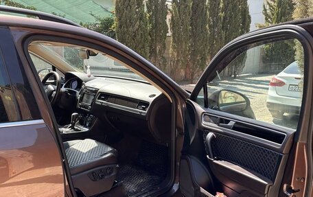 Volkswagen Touareg III, 2013 год, 2 100 000 рублей, 5 фотография