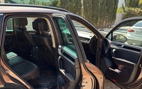 Volkswagen Touareg III, 2013 год, 2 100 000 рублей, 9 фотография