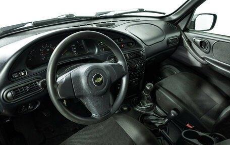 Chevrolet Niva I рестайлинг, 2016 год, 679 585 рублей, 11 фотография