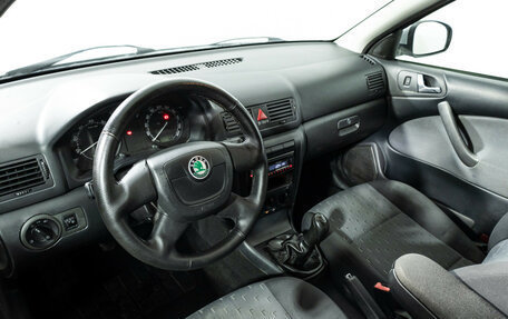 Skoda Octavia IV, 2010 год, 499 585 рублей, 11 фотография