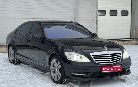 Mercedes-Benz S-Класс, 2010 год, 1 450 000 рублей, 2 фотография