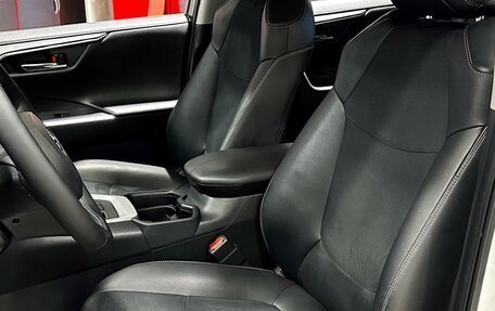 Toyota RAV4, 2021 год, 3 697 000 рублей, 12 фотография