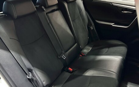 Toyota RAV4, 2021 год, 3 697 000 рублей, 15 фотография