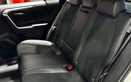 Toyota RAV4, 2021 год, 3 697 000 рублей, 13 фотография