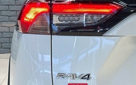 Toyota RAV4, 2021 год, 3 697 000 рублей, 8 фотография