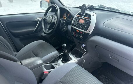 Toyota RAV4, 2002 год, 690 000 рублей, 8 фотография