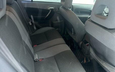 Toyota RAV4, 2002 год, 690 000 рублей, 10 фотография