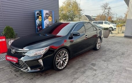 Toyota Camry, 2017 год, 2 720 000 рублей, 3 фотография