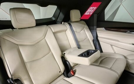 Cadillac XT5 I рестайлинг, 2016 год, 2 450 000 рублей, 17 фотография