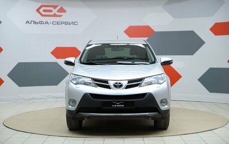 Toyota RAV4, 2013 год, 1 690 000 рублей, 2 фотография