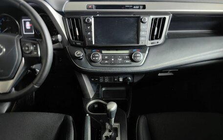 Toyota RAV4, 2015 год, 1 595 000 рублей, 12 фотография