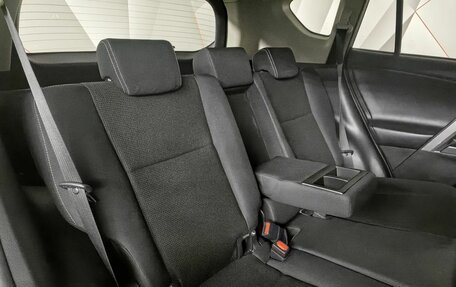 Toyota RAV4, 2015 год, 1 595 000 рублей, 14 фотография