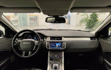 Land Rover Range Rover Evoque I, 2018 год, 2 195 000 рублей, 9 фотография