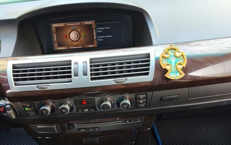 BMW 7 серия, 2007 год, 380 000 рублей, 11 фотография