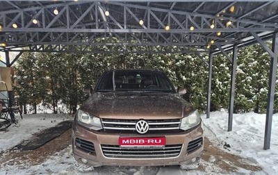 Volkswagen Touareg III, 2011 год, 1 700 000 рублей, 1 фотография