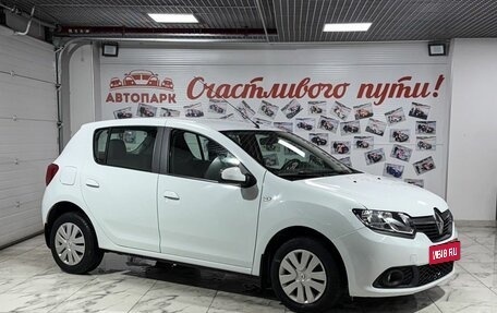 Renault Sandero II рестайлинг, 2016 год, 799 000 рублей, 1 фотография