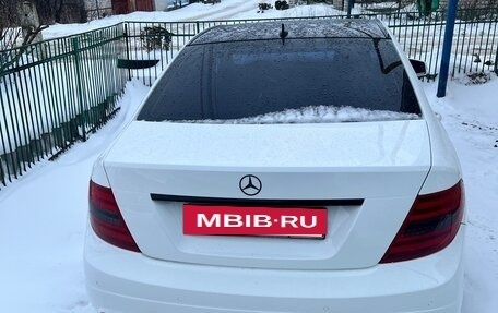 Mercedes-Benz C-Класс, 2012 год, 1 650 000 рублей, 5 фотография
