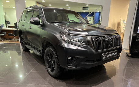 Toyota Land Cruiser Prado 150 рестайлинг 2, 2021 год, 6 755 000 рублей, 3 фотография
