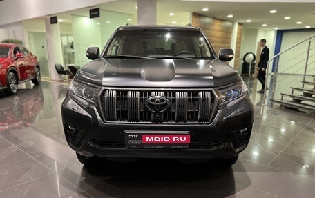 Toyota Land Cruiser Prado 150 рестайлинг 2, 2021 год, 6 755 000 рублей, 2 фотография