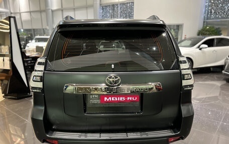 Toyota Land Cruiser Prado 150 рестайлинг 2, 2021 год, 6 755 000 рублей, 7 фотография