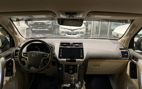 Toyota Land Cruiser Prado 150 рестайлинг 2, 2021 год, 6 755 000 рублей, 17 фотография