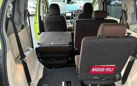 Toyota Sienta II, 2016 год, 1 250 008 рублей, 27 фотография