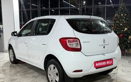 Renault Sandero II рестайлинг, 2016 год, 799 000 рублей, 4 фотография