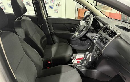 Renault Sandero II рестайлинг, 2016 год, 799 000 рублей, 12 фотография