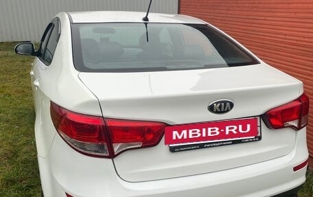 KIA Rio III рестайлинг, 2017 год, 600 000 рублей, 6 фотография