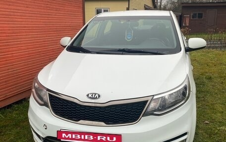 KIA Rio III рестайлинг, 2017 год, 600 000 рублей, 4 фотография