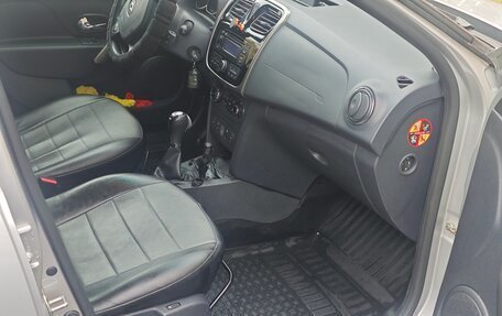 Renault Sandero II рестайлинг, 2016 год, 935 000 рублей, 9 фотография