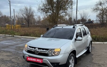 Renault Duster I рестайлинг, 2017 год, 885 000 рублей, 3 фотография