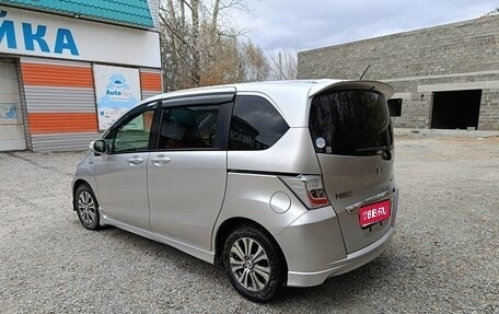 Honda Freed I, 2012 год, 1 150 000 рублей, 1 фотография